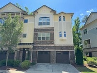 Building Photo - END UNIT 3 Bed | 2.5 Bath Townhouse in Mor...