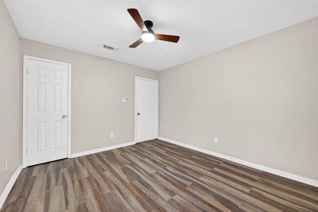 Building Photo - 12307 Gambit Dr