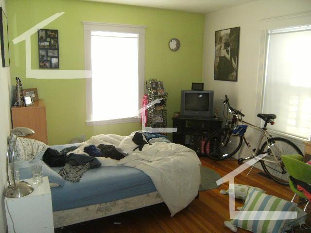 Building Photo - 51 Gardner St