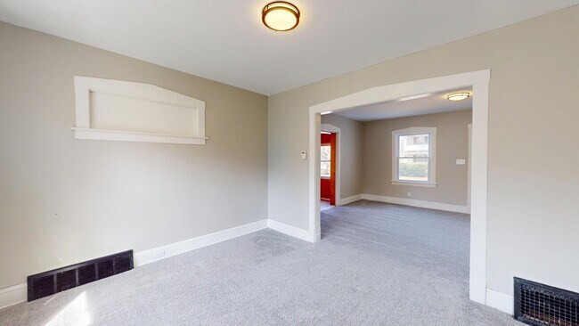 Building Photo - Cudell / West Boulevard Area - 3 bedroom/1...
