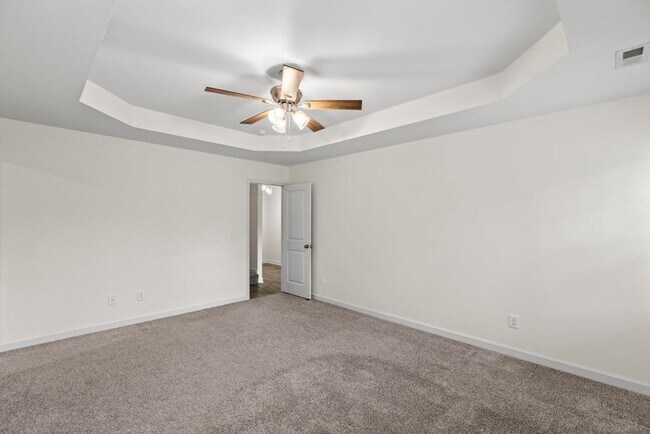 Building Photo - 514 Isaac Br Dr