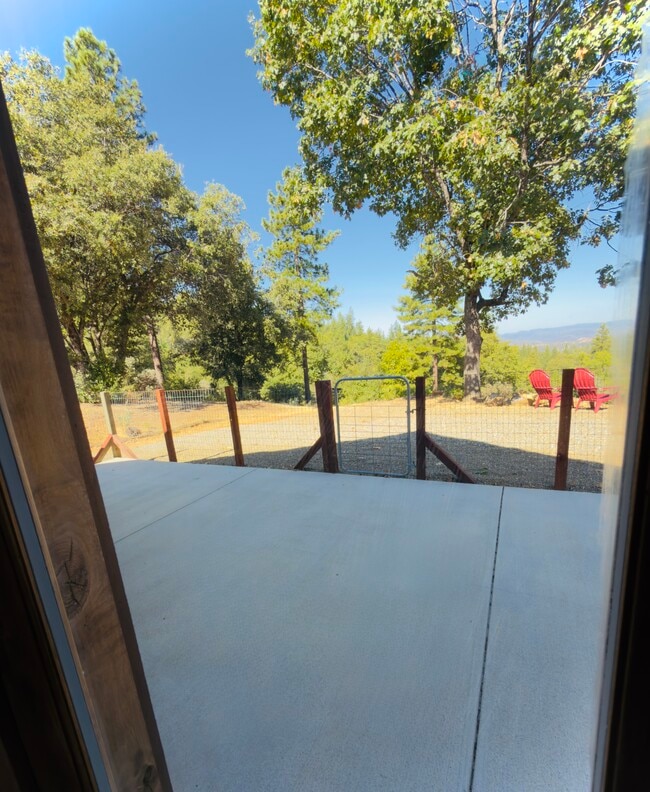 Building Photo - 5333 Wilderness View Dr
