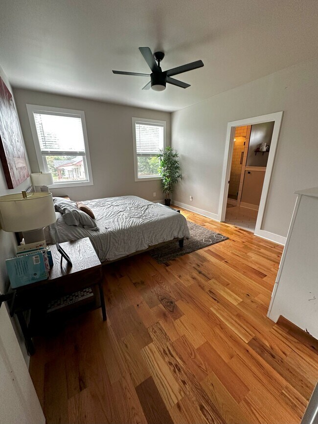 Primary Bed - 1198 8th St