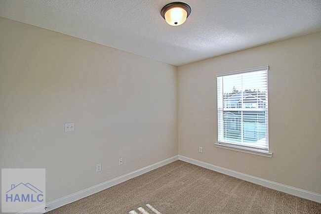 Building Photo - 681 Abode Ave