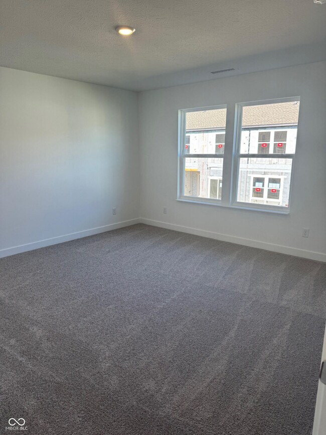 Building Photo - 15190 Swallow Fls Wy