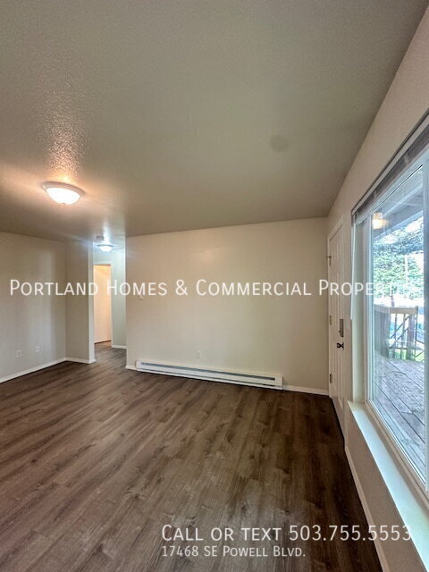 Building Photo - 17468 SE Powell Blvd