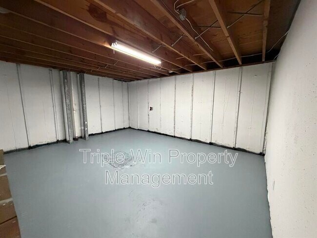 Building Photo - 1344 Coppergate Ln