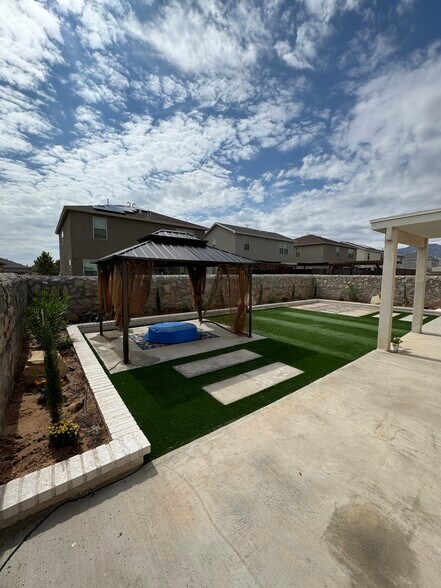 Building Photo - 6020 Hidden Clove Ct