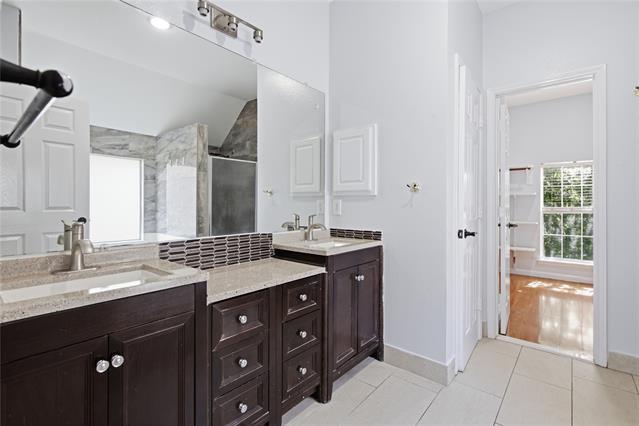 Building Photo - 2114 Rustic Ridge Dr