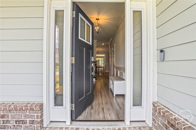 Building Photo - 216 Wexford Dr