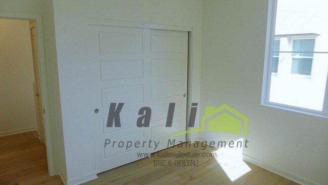 Building Photo - 2134 Stellar Way