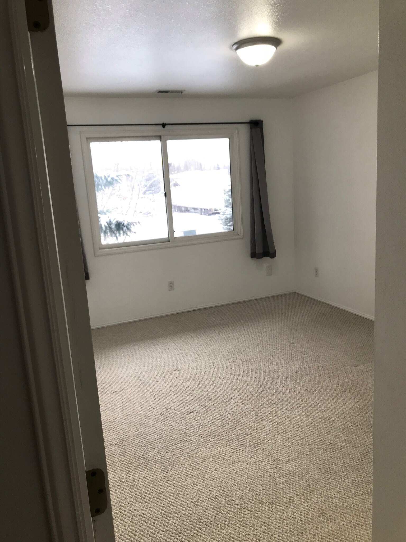 Bedroom #2 w/ Bathroom #2 Access - 4240 Folker St, #B202