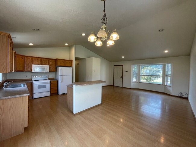 Building Photo - 105 Ben Williams Ln