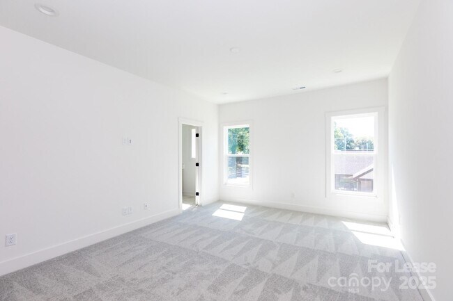 Building Photo - 505 Bowman Rd