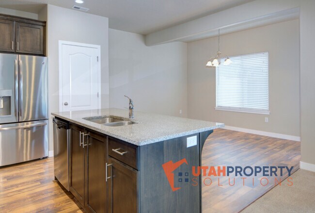 Building Photo - 5393 Borglum Ln