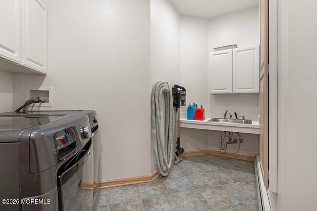 Building Photo - 415 Windermere Ave