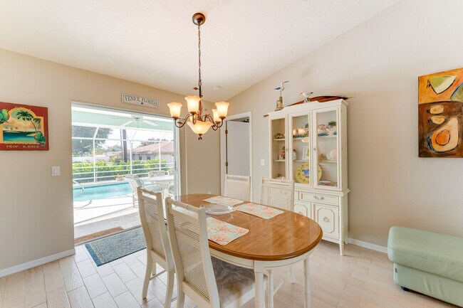 Building Photo - 1439 Mohawk Rd