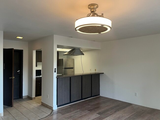 Building Photo - 77805 California Dr