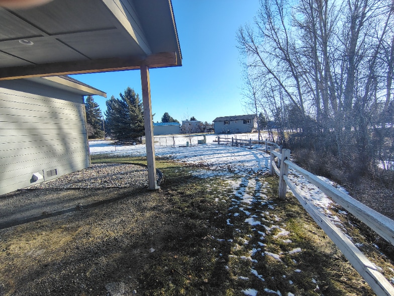 Building Photo - 167 Valley Rose Ln