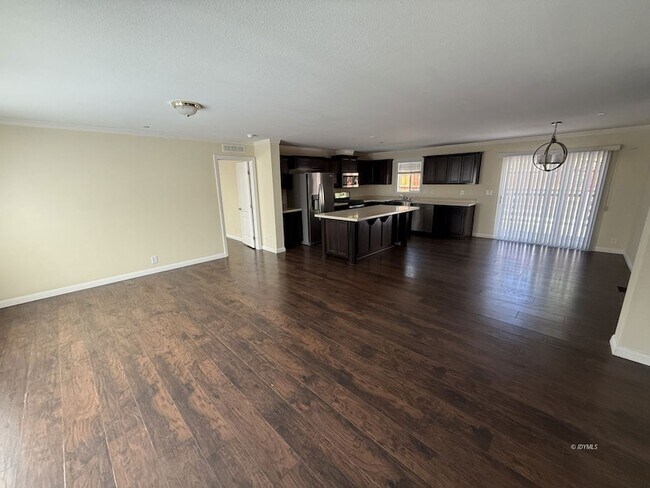 Building Photo - 54325 Pine Crest Ave