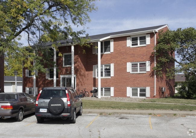 Primary Photo - 206-214 SW State St