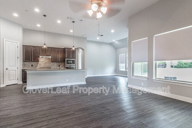 Building Photo - 6210 Fishpond Rd
