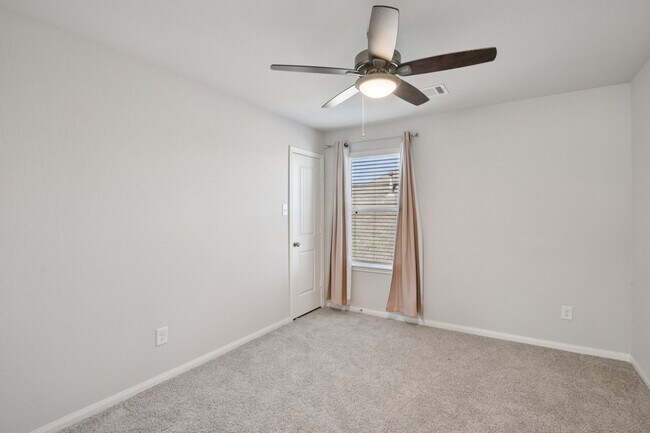 Building Photo - 23523 Montague Dr