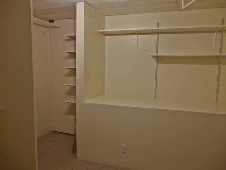 Building Photo - 1621 Silverwood Ter