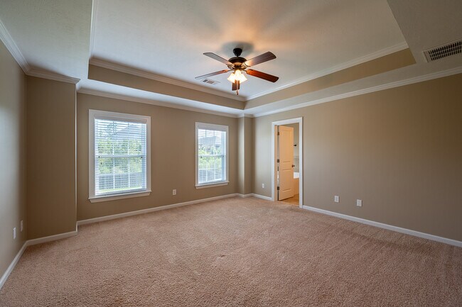Building Photo - 536 Bunchgrass St