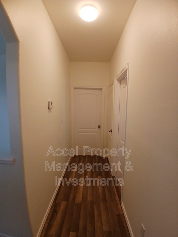 Building Photo - 128 San Jacinto St