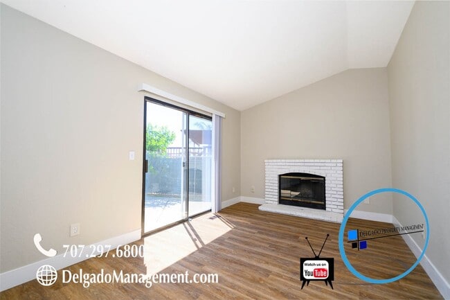 Building Photo - Newly remodeled Glen Cove 4BD single level home