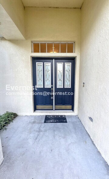 Building Photo - 7002 Potomac Cir