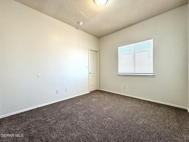 Building Photo - 5916 Cielo Del Rey Pl