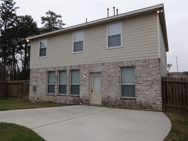 Building Photo - 2302 Turnbury Elm Ct