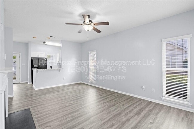 Building Photo - 6443 Mallard View Ln