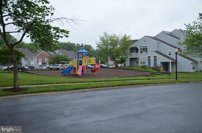 Building Photo - 1046 Spring Valley Ct