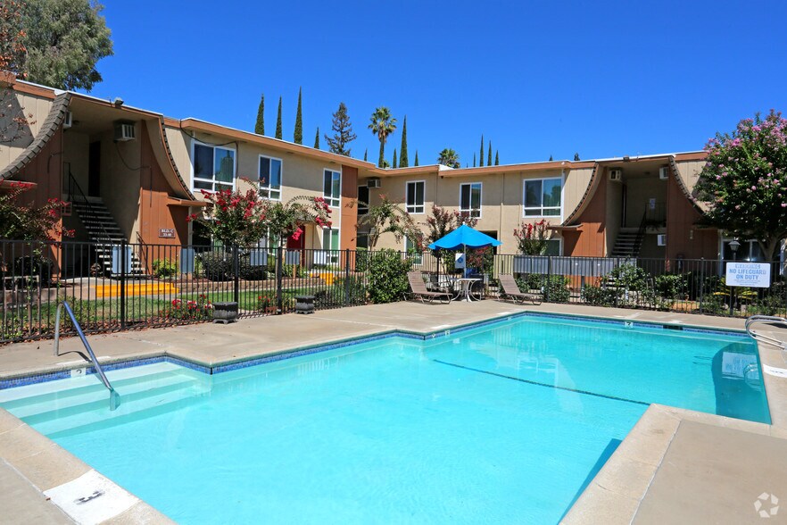 Primary Photo - Magnolia Place Apartments
