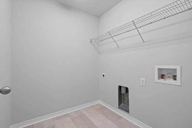 Building Photo - 2074 Spring Grove S