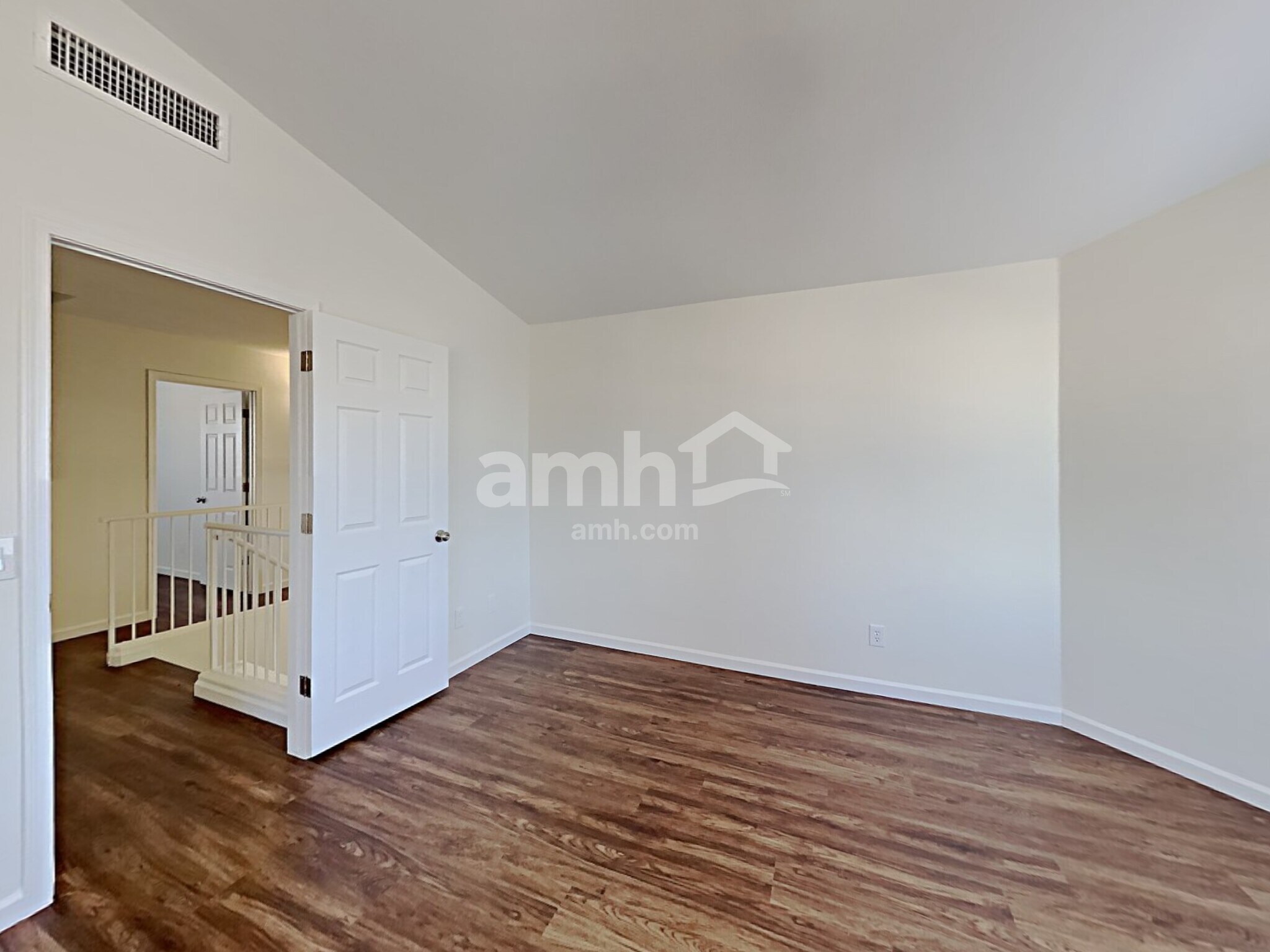 Building Photo - 9824 E Onza Ave