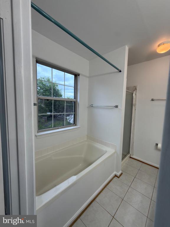 Building Photo - 46760 Hobblebush Terrace