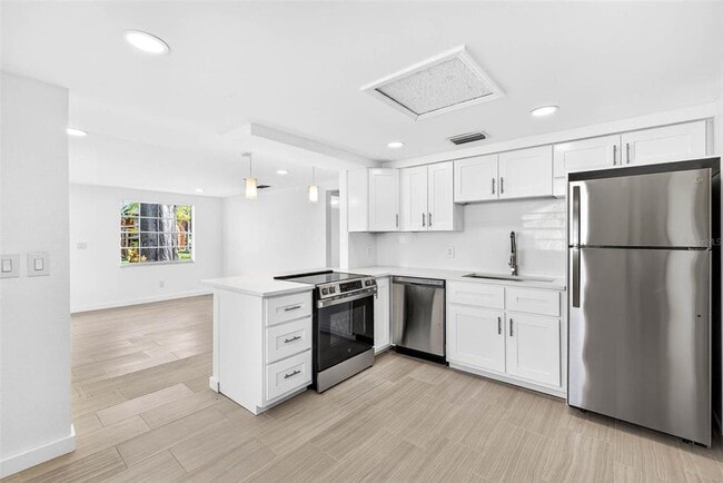 Building Photo - 6801 S Faul St