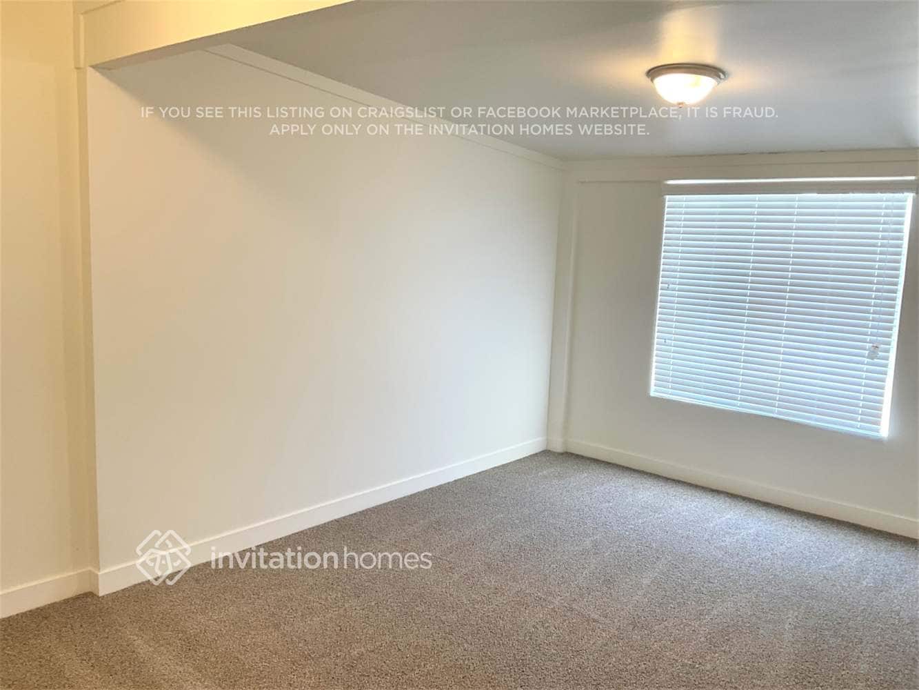 Building Photo - 17226 N 32nd Pl