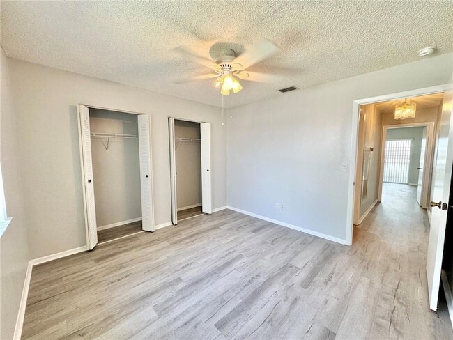 Building Photo - 615 Ridge Terrace