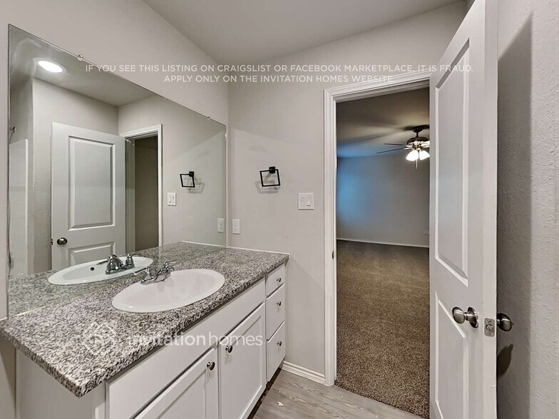 Building Photo - 6431 Pickaxe Way