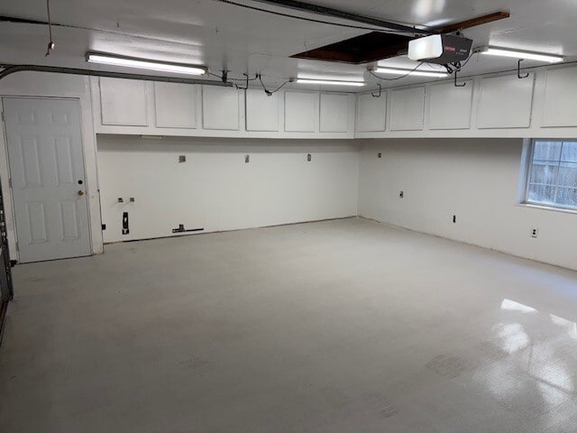 Building Photo - 5519 Queensloch Dr