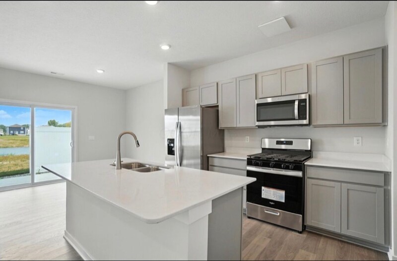 Building Photo - 6296 Marinelli Dr S