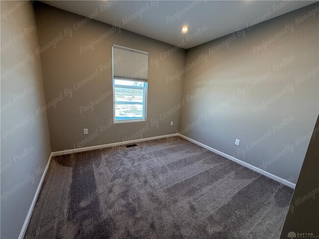 Building Photo - 141 Kenneth Hamilton Way