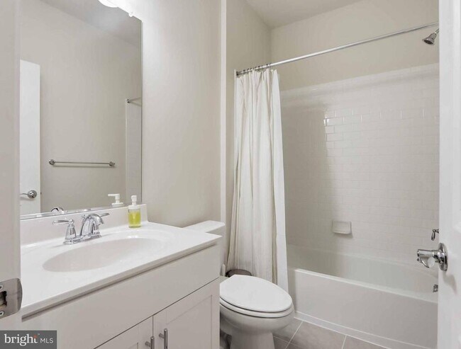 Building Photo - 3289 Watershed Blvd