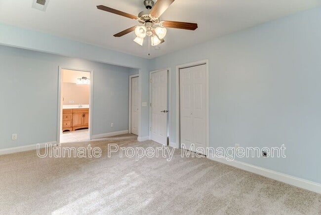 Building Photo - 2113 Jackson St