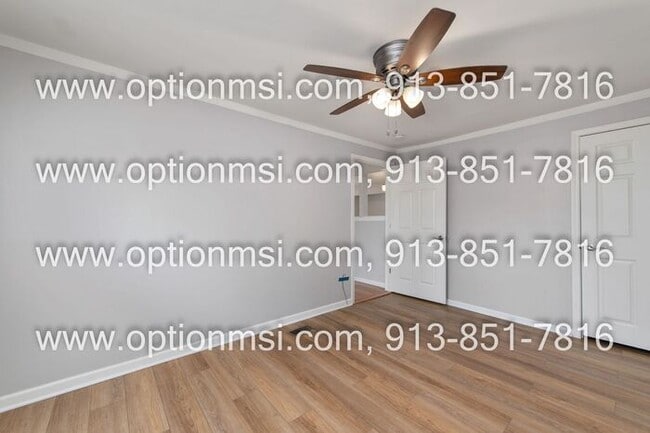 Building Photo - Ranch home available NOW!